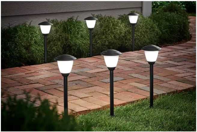 Hampton Bay 1006 684 101 | Lamar Park 50 Lumen Low Voltage Black Integrated LED Waterproof Outdoor Path Lights with Easy Clip Connectors (6-Pack)