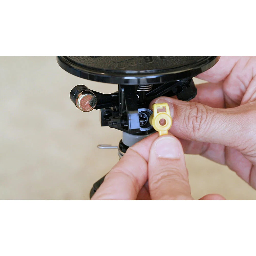 Rainbird MAXI‑PAW Pop‑Up Impact sprinkler. Code RB‑B0690008