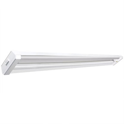Utilitech 2592125 | 4-ft 4000 Lumens White Cool White LED Flush mount Garage Shop Light