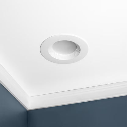 Utilitech 1098780 | White 4-in 600 -Lumens Cool Daylight Round Dimmable Damp rated Recessed Downlight