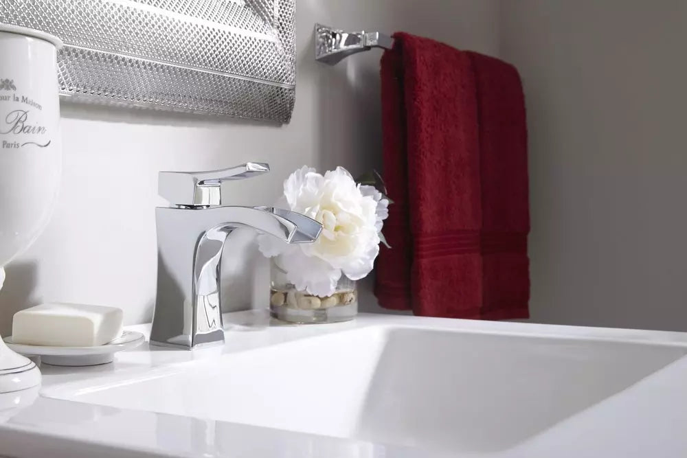 Signature Hardware SHWSCVL105PN | Vilamonte Single Handle Monoblock Bathroom Sink Faucet in Polished Nickel