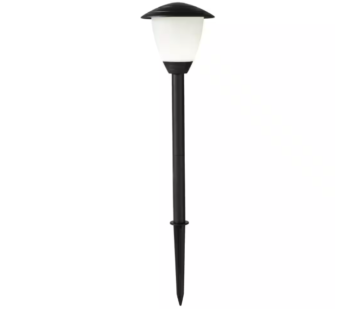 Hampton Bay 1006 684 101 | Lamar Park 50 Lumen Low Voltage Black Integrated LED Waterproof Outdoor Path Lights with Easy Clip Connectors (6-Pack)