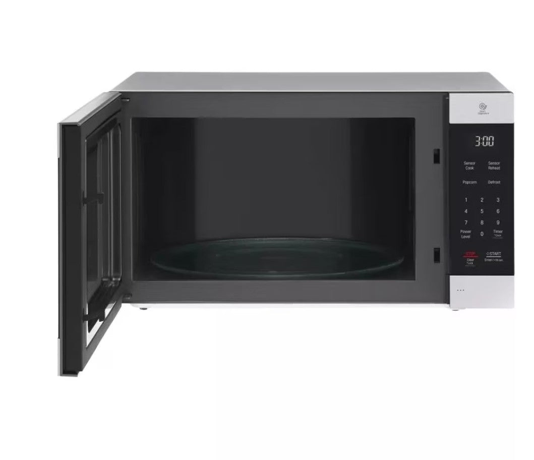 LG LMC2075ST 2.0 cu. ft. NeoChef™ Countertop Microwave with Smart Inverter and EasyClean®