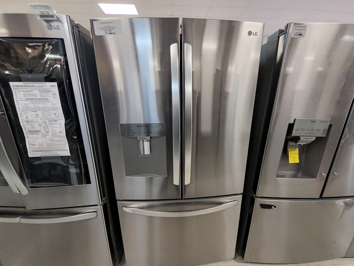 LG 29cu.ft French Door Refrigerator with ice maker in Stainless steel LRFWS2906S 542376129