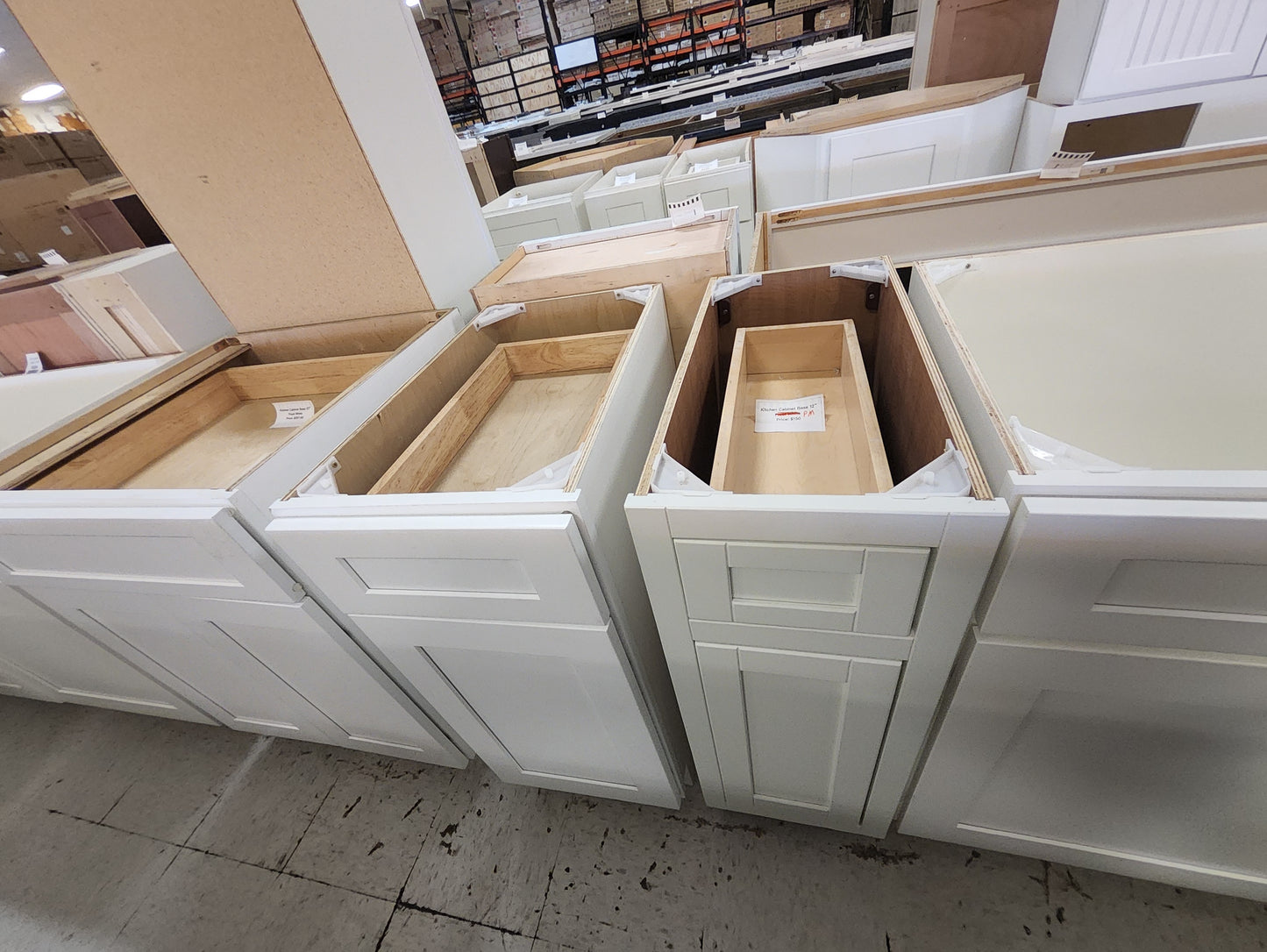 12" Kitchen Cabinet Base in white 9812300