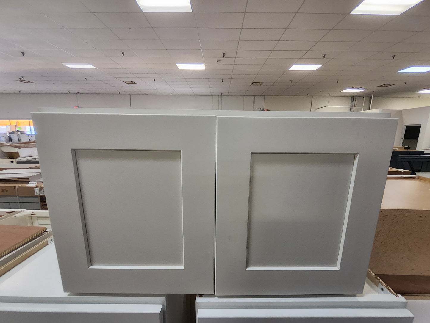 30" Kitchen Wall Cabinet in White 55163598