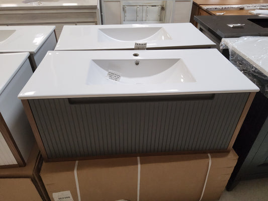 39" Single Floating vanity with Top 33156399